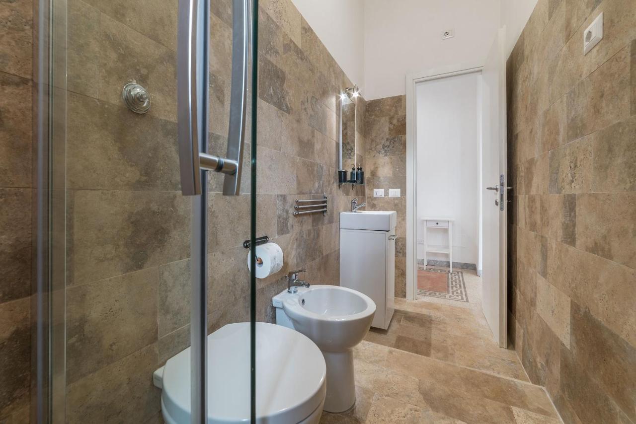 Colosseo & Colle Oppio Cozy Apartment Róma Kültér fotó