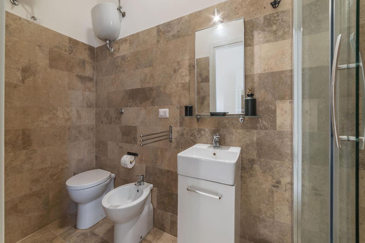 Colosseo & Colle Oppio Cozy Apartment Róma Kültér fotó
