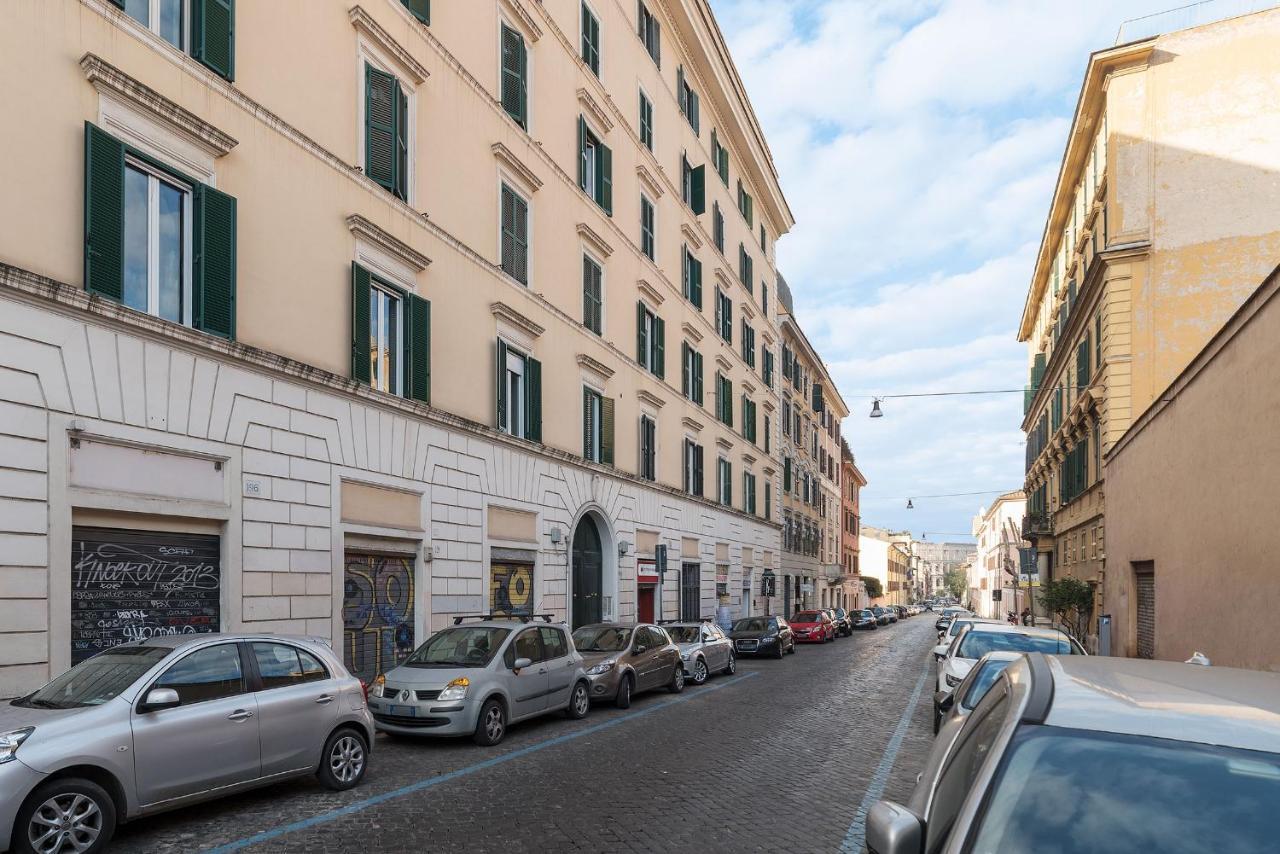 Colosseo & Colle Oppio Cozy Apartment Róma Kültér fotó